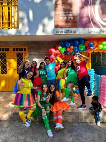 dia-divertido-loco-2024-5